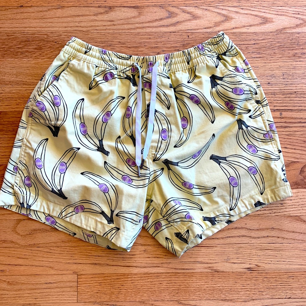 Men’s M Urban outfitters brand banana shorts